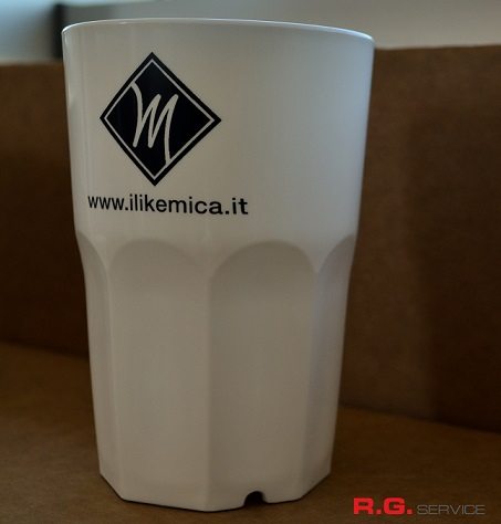 Bicchiere Granity bianco in policarbonato personalizzato con logo.