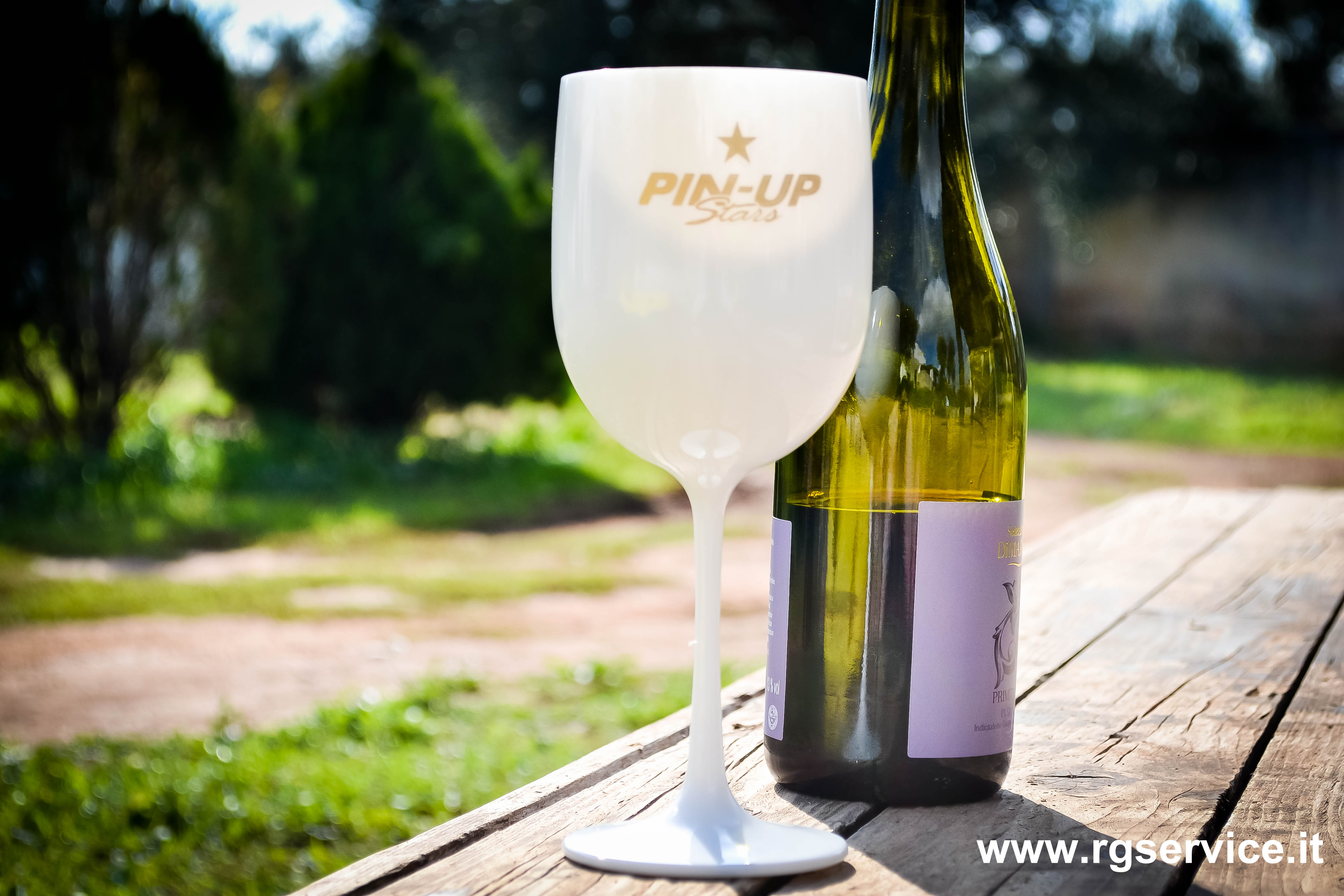 Calici vino in policarbonato infrangibili e personalizzabili.